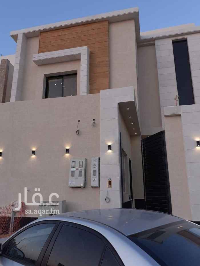 1698103 فيلا درج بالصالة مع شقتين غربية شارع ١٨بالقمرا ٥ الدور الارضي مدخل سيارة وغرفة سائق وملحق خارجي ومجلس ومقلط وصالة وغرفة كبار سن ومطبخ ومستودع ومؤسس مصعد الدور العلوي ثلاث غرف ماستر والسطح غرفة خادمة السعر مليون ٦٠٠