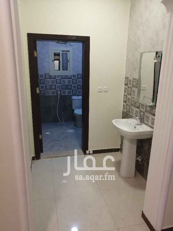 1587367 شقق للايجار السنوي في حي الحمدانية
مكونة من ( 3 غرف نوم + غرفة مجلس كبيرة + صالة + 3 دورات مياه + مطبخ + مدخلين للشقة )
الشقة نظيفة وشبه جديدة في الدور الأرضي
الموقع / حي الحمدانية - الحناكي خلف محطة توريد
الايجار السنوي / 22 ألف دفعات
مؤسسة رعد الغربية للخدمات العقارية / 0541272353