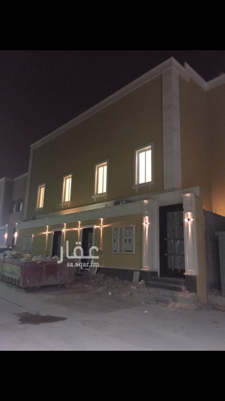 1291847 للايجار شقة غرفتين وصالة حمامين ومطبخ مكيفات ومطبخ راكب الايجار ب23000 الدور الثاني.