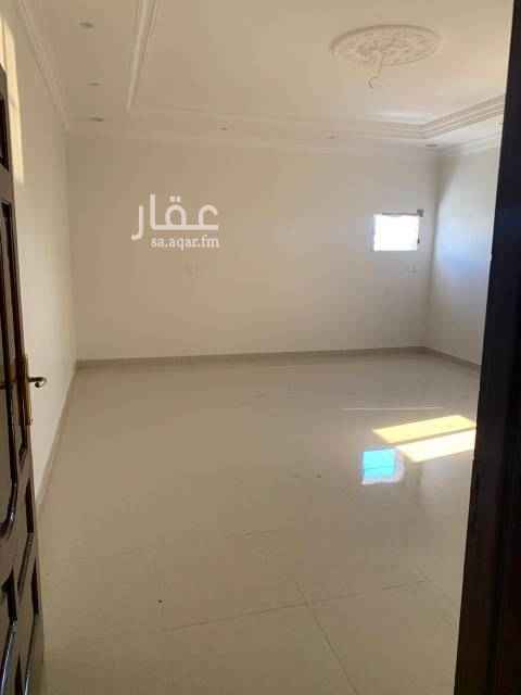 1724593 شقة للايجار في حي باقدو
الشقة ٣ غرف وحمامين وصالة و مطبخ
الشقة في الدور الثاني
يوجد مصعد
الشقة نظيفة جدا سكنت لمدة سنة واحدة فقط
الايجار نصف سنوي
قيمة الايجار: ١٨٠٠٠