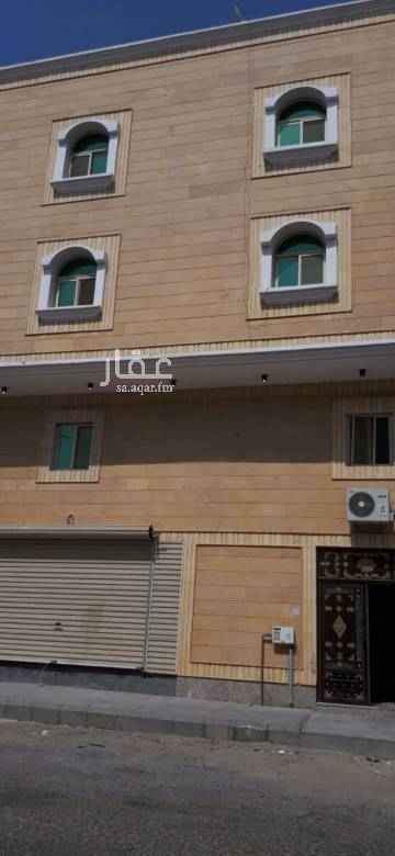 1676936 غرفه وصاله صغيره مطبخ وحمام
مكيفه
شامل الماء والكهرباء
