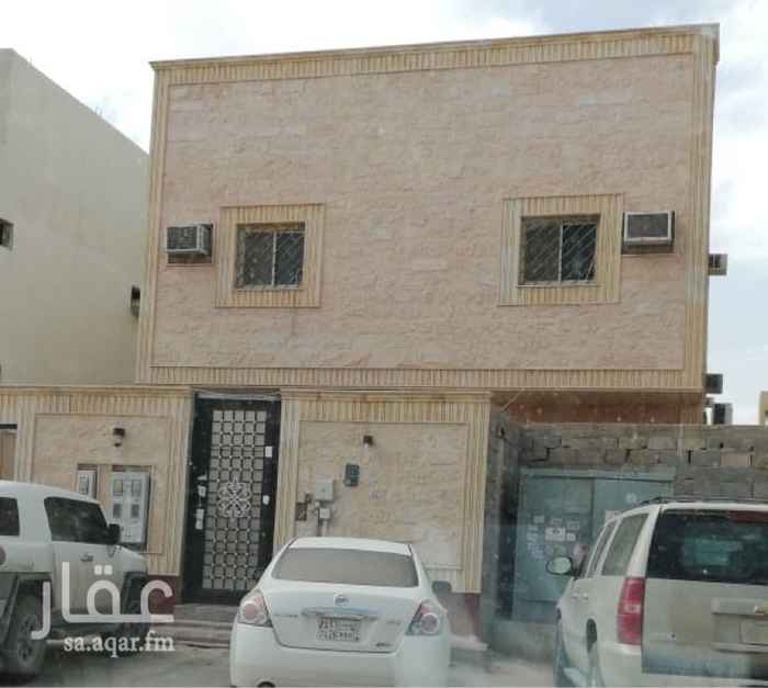 1763926 شقة مكونه من:
ثلاث غرف وصاله ودورتين مياه و مطبخ يوجد لها مدخلين حولها
مسجد
و مرافق عامه