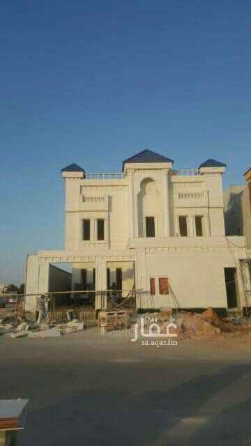 1704491 فيلا زاويه درج صاله مع شقتين حي العارض الامانه
الفيلا عباره ملحق خارجي ومجلس رجال ومجلس نساء
و مقلط و صاله كبيره ومطبخ مع مستودع وعرفه كبار السن
الدور الأول اربع غرف نوم
السطح غرفه نوم بحمام مع صاله العاب وجلسه خارجيه
الفيلا مؤسس فيها مصعد
الشقق ثلاث غرف و صاله مدخل خاص الفيلا شغل ممتاز
المساحه 450م
شارع 20غربي 20شمالي
سوم مليون 900الف