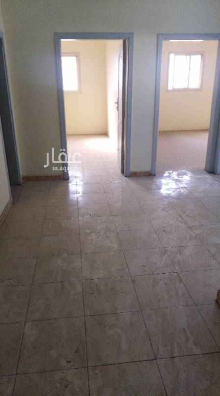 1763883 شقه مكونه من 4 غرف ومطبخ وحمامين وصاله مدخل واحد بحي هادي جدا وامام مسجد وقريبه 60متر روضة اطفال 120 مدارس بنات ومدارس وقري جدا من مدارس الاولاد