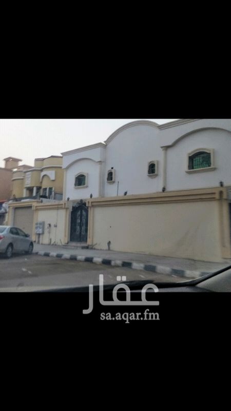 1336126 دور أرضي، و٣ شقق بالإضافة الى ملحق في السطح.
على الشارع التجاري مقابل سوبرماركت بندة وبعد ثانوية الاوائل
للتفاهم تواصل على الواتساب
