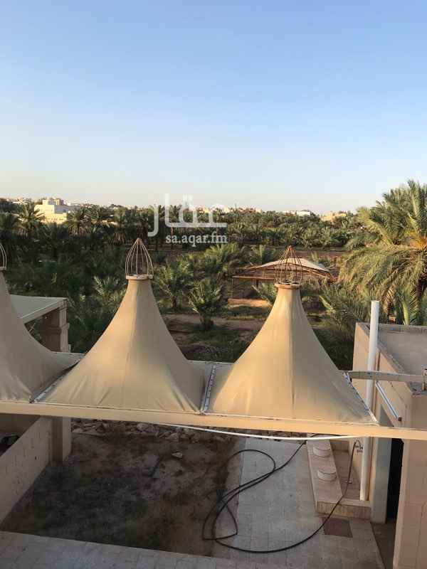 1514913 للبيع مزرعة تتكون من:
قسمين رجال ونساء
"قسم الرجال:
'مجلس
'مشب
'مطبخ
'دورة مياة
' جلسات خارجية
"قسم النساء؛
'غرفتين
'صالة
'مطبخ
'دورتين مياة
'مسبح
'جلسات خارجية
المزرعة:-
' بئر عمق 500م
' نخل اكثر من 300
' اشجار حمضيات عدد قليل
'مستودعين واحد مغلق والثاني مفتوح
' غرف عمال
' حضائر حيوانات مجهزة
'