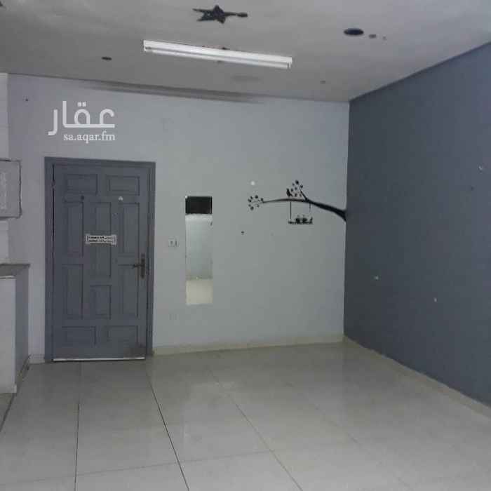 1654390 شقه للإيجار نظام استديو غرفه
وحمام ومطبخ العماره عزاب
الكهربا عداد مستقل لكل شقه
نظام الايجار دفعات او شهري
٥٠٠ ريال تأمين
٣٥٠ ريال رسوم المكتب
١٠٠ ريال كل ثلاثة اشهر للميه