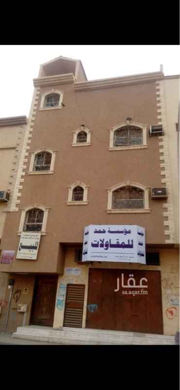 1561711 عمارة للبيع
في شارع شلهوب
مساحتها ١٣٢م
شارع عرض ١٥م
مكونه من عدد ٦شقق
٥ شقه غرفتين وحمامين ومطبخ
وشقه غرفتين وحمام ومطبخ الموجودة في اخر دور ومعها سطح صغير
يوجد شقتين ومحل مستأجرة
السوم ٧٠٠ ألف