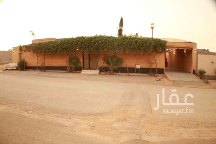 1532871 السلام عليكم يوجد شاليه في مخطط البدر شرق الوسيطى على الدائري الشرقي ومساحته 550م ويتكون من مجلس رجال و صاله وغرفة وغرفة جناح بحمامه وحمام على الصاله ومغاسل رخام وبوفيه داخلي ومطبخ خارجي وحمام خارجي ومستودع خارجي وغرفة حارس ومسطحات خضراء وكوخ خارجي طبعن مؤثث أثاث كامل من مطبخ وثلاجات ومكيفات سبلت طبعن الداخلي رخام الأرضية والخارجي حجر طبيعي ومدخل سيارتين طبعن استعمال شخصي ولم يسبق انه تم تأجيره طبعن صك اكتروني الصامل يتم تزويده بصور واتس ؟للأستفسار 05