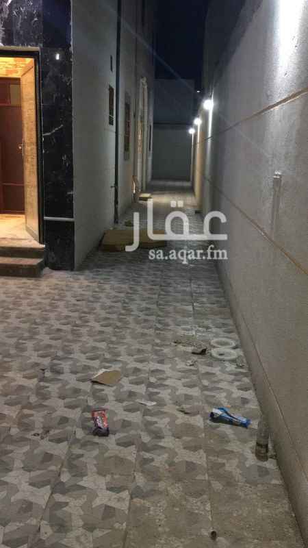 1298977 للبيع شقه ارضيه نظام دوبليكس فى حى بدر ب عباره مجلس ومجلط وصاله و٣ غرف نوم وسطح وحوش وجراش ومدخل خاص تشطيب ممتاز جاهزه للاستفسار ٠٥٤٢٣٩٨٤٨٠ محمد