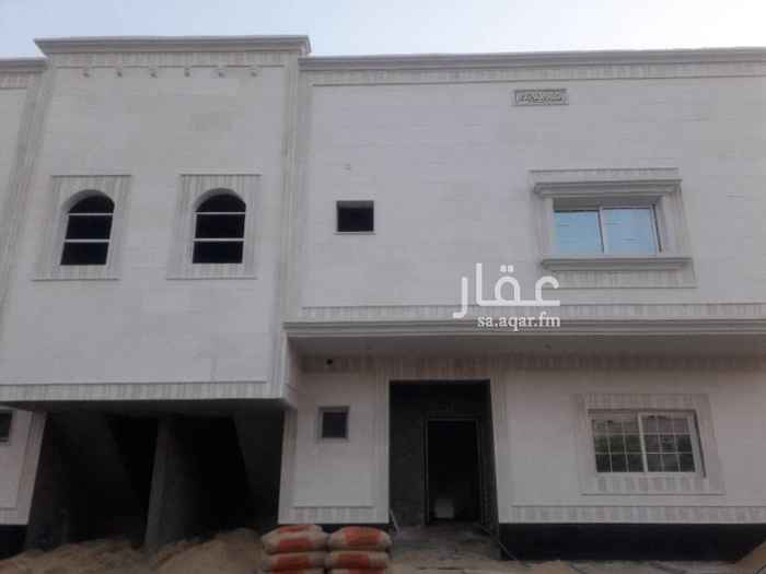 1664071 للبيع شقه علويه نظام دوبليكس بحى بدر ٩١ الدور الاول عباره عن مجلس رجال وملقط وصاله ومجلس حريم وصاله ومطبخ والدور التانى عباره عن ٣ غرف نوم منهم اتنين ماستر وصاله وسطح خاص تشطيب ممتاز مدخل خاص بجراش واجهه حجر للاستفسار ٠٥٤٢٣٩٨٤٨٠ محمد الشافعى