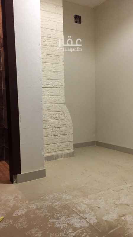 1490551 غرفة سائق جديده للاجار غرفه بفله على الشارع عرض الشارع 30 جنوبي السعر 600 شهري بحي الرمال التعمير الموقع دقيق السعر 600 ريال شامل الكهرباء والمويا