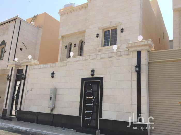 1758630 فيله درج داخلي المساحة 300 مفصولة الدور الأرضي مجلس رجال ومجلس نساء وصالة ومطبخ و2 دورات مياه الدور الأول ٣ غرف نوم وصالة بمنافعها وسرفس الملحق 2 غرف وصالة و1 دورات مياه الواجهة شمال شارع ٢٥ المطلوب مليون و100