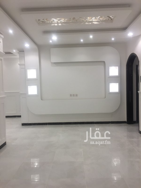 1535105 شقه فاخره للبيع بسعر مغري
من المالك مباشره
بدون عموله
موقع مميز في المربع الذهبي
قريب من الخدمات والمسجد
تتكون الشقه من ٦ غرف + صاله + مطبخ
+٤ دوره مياه +غرفه سائق + غرفه شغاله
+ خزانين مياه لكل شقه
عداد خاص لكل شقه
ضمانت على السباكه والكهرباء والبناء
نقبل الكاش والبنوك
موقع مميز
للتواصل 0542693164