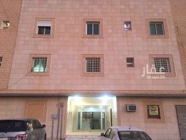 1599632 شقة للايجار في حي الصحافة عوائل ٥غرف و٣حمام ومطبخ راكب ومكيفات اسبليت دور أول موقع ممتاز مع مصعد وجراج أسفل العماره للتواصل 0542727107 لإرسال الموقع مظبوط