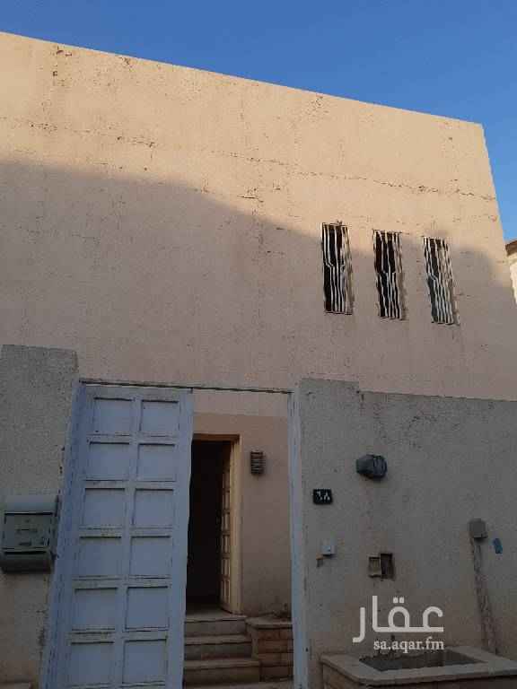 1636173 فيلا للبيع بحي الملك فهد بجوار هيئة الملك فهد مطلوب ٨٠٠الف للتواصل 0542727107نرجو الاتصال لإرسال الموقع مظبوط