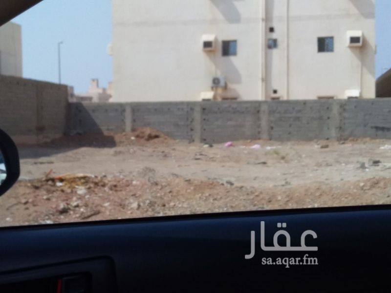 1204700 ارض للايحار تصل مستودع قريبه من ٤شوارع تجاريه