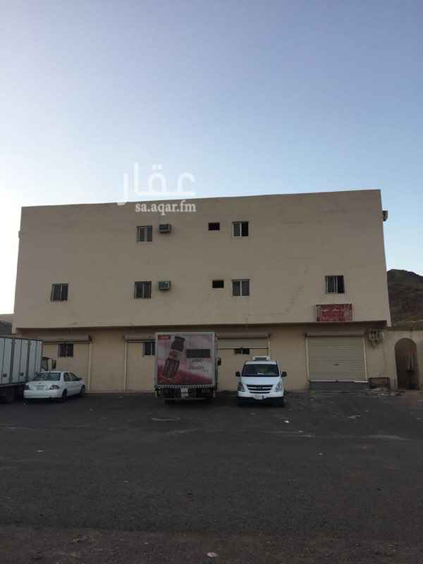 1407650 ثلاث شقق للايجار في عمارة تجارية
الحي ت٥ طريق الملك خالد الدائري الثالث قريب المستودعات
كل شقة من اربع غرف و صالة و دورتين مياه
سكن مناسب للشركات
مجموعة لؤلؤة طابة للتسويق العقاري
للتواصل : 0542783395