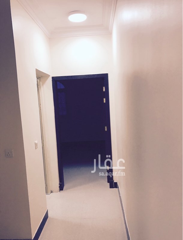 1699819 غرفة - صالة - مطبخ - دورة مياه
بمكيفات اسبليت
مواقف سيارات ومصعد وكاميرات مراقبة
السعر: 1300 - 1500 ريال شامل الكهرباء والصيانة
•••••التواصل واتساب او اتصال على هذا الرقم
0569662046