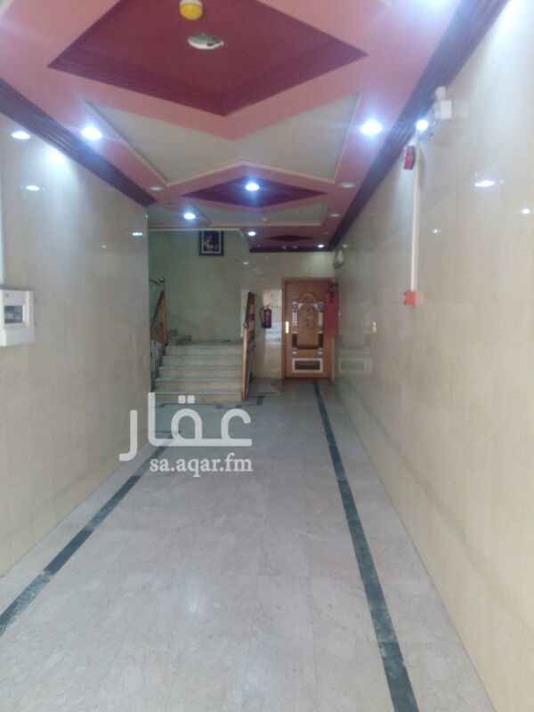 1727952 شقه غرفتين وصاله مفروشه بعمارة تجاريه بحي الخليج شارع ابن الهيثم خلف اسوااق الحازمي السعر 15الف