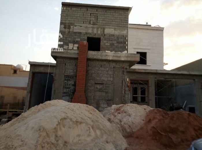 1731112 فيلا للبيع جديدة درج داخلي وشقتين بحي القادسية شارع قابوس بجوار جامع الرويسااان السعر مليون و360الف سوم