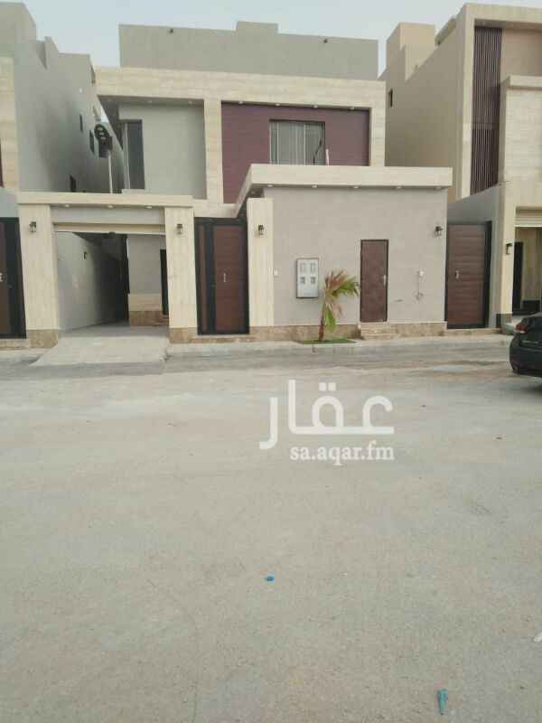 1598129 فلا درج صاله مع شقه المساحه 360م شارع 20الفلا تتكون من تحت استقبال كامل مجلس ومقلط ومدخل سياره
فوق خمس غرف نوم وبنهم صاله واربع حمامات اكرمكم الله السطح غرفه شغاله مع الغسيل سوم مليون و450البييع قريب انشاء الله مع المالك مباشر