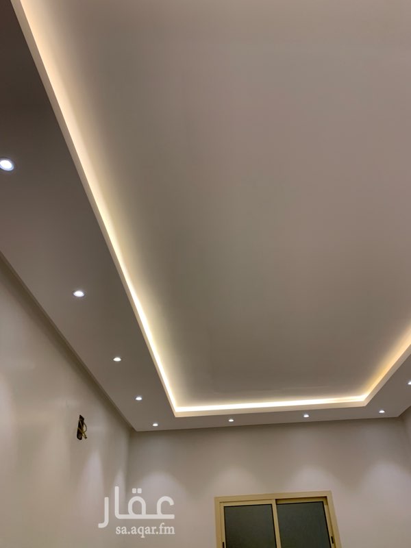 1700352 الشقه جديده وتشطيب عالي
مكونه من
2.غرف نوم
وصاله كبيره
ومطبخ مفتوح
ومجلس رجال
2. دورات مياه