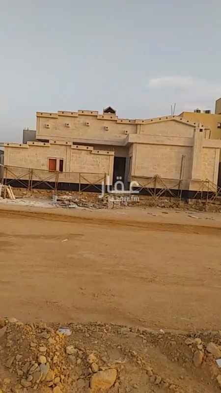 1524030 دور للبيع مساحه ٤٠٠ شارعين جنوبي غربي ٢٠×٢٠ مؤسس ثلاث شقق في المهديه التقاطع الثالث المربع الذهبي البيت بنايه زينه والضمانات موجوده السوم وصل ٩٥٠٠٠٠ تسع مائه وخمسون الف والبيع قريب طبعا البيت مكون من مشب ومجلس ومقلط وصاله وثلاث غرف وحديقه ومطبخ مع مخزن وغرفة غسيل ملابس خاصه. صاحب الاعلان المالك المباشر