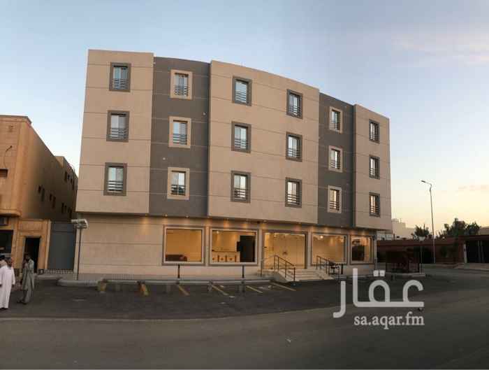 1499211 للبيع أو للاستثمار طويل الاجل
عمارة تجارية مرخصة شقق مفروشة
المساحة 900م
على شارعين 36 شمالي و20 غربي
3 ادوار ونص
26 شقة
12 غرفتين وصاله ومطبخ ودورة مياة
14 شقة مكونه من غرفة نوم ومطبخ امريكي ودورة مياة
جميع المكيفات راكبة نوع GREE
يوجد مصعد راكب
جميع تمديدات الكميرات جاهزة وممدده
السعر على السوم