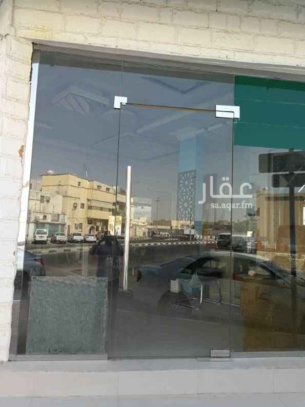 1659280 محل للايجار بحي مدينة العمال على شارع بلال مساحة 30متر المحل زاوية يصلح مكتب اومحل زجاج
للتواصل مشاريع المدينة واتساب فقط ابو سلطان 0543642744