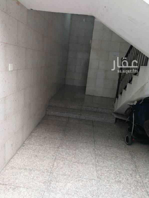 1672557 شقة للايجار تتكون من 3 غرف مجلس وغرفتين نوم الغرف وسيعة وغرفة غسيل وحمامين وصالة الشقة جديدة الدور الثاني شقة على يسار المصعد
للتواصل مشاريع المدينة واتساب فقط ابو سلطان 0543642744