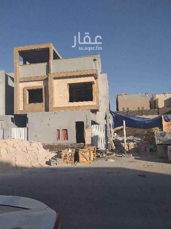1612473 __فــيلا للـبـيع ــــ تحت التشطيب
حــي الــياســــمين درج في صــالـه مع شقتين
ـ حي راقي
تـتـــكونـ مــن:
1ــ الــدور الارضــي
.مجـلــس.مـقلـــط.صــالــه.مجلـــس نـــساء.مـطــبـخ.حــوشـ .مصعد .غرفه كبارسن
2 ـــ الــدورالـعـلـــوي:
ـــــــــ
.3 غــرف نـــوم وصــاله
3ـــ الســـطح
غــــرفـةشغاله
يوجد مصعد للشقق ومصعد خاص للفيلا
الشقق •:3غرف وصاله
ممــيزات الفــيلا:
*ضـمـانــات سبـــاكــه كهــرب
*قــريبـــه من جميـــع الـخـــدامـــات
الفيلا علي السوم
الموقع 📌غير دقيق