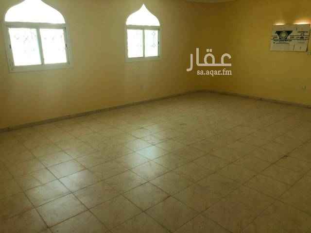 1635867 دور كامل
بدون مصعد
دور ثالث _ في حال حساب الدور الأرضي أول
مجلس ٤*٨
مجلس ٥.٥*٧
غرفة نوم ٤٠٥*٤٠٥
غرفة ٤*٥
غرفة ٤*٤.٥
مطبخ ٤.٥*٤.٥
صالة ٤*٥
٣ دروات مياه
مدخلين للشقه