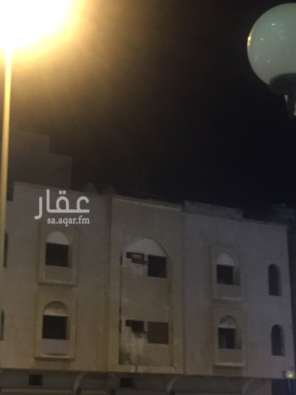 1454404 عماره للبيع
حي الروضه على شارعين
مكونه من 13 شقه من 3 غرف
الموقع غير دقيق
تفاوض