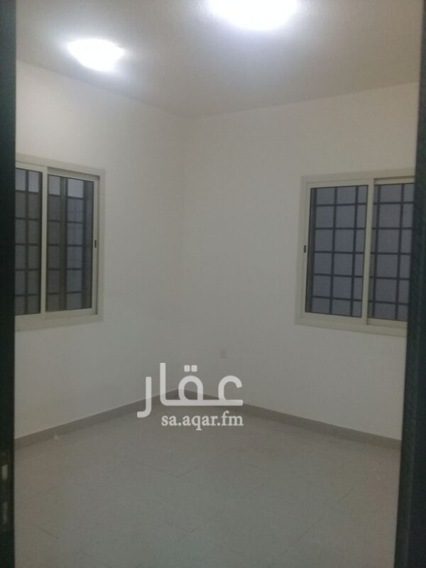 1341732 غرفه وحمام ومطبخ
راكب مكيف اسبيلت
راكب مطبخ
مجدده بالكامل