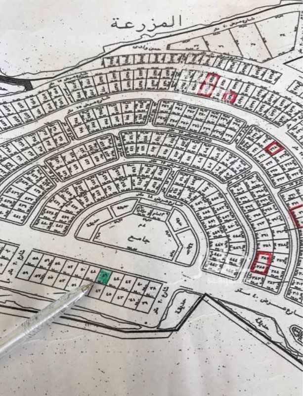 1668933 للبيع ارض في حي المهديه شارع 40 شمال الموقع جدا ممتاز كتجاري ينفع عماره سكنيه شقق او استراحه الموقع
قريب من الدائري السوم 830 الف والبيع 850
للتواصل /0551151142
