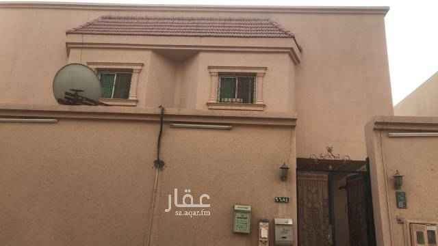 1635788 للــــــــبــيـع دبلكس
بحي المروج
مساحتها 300م
شرقيه ش 15
مستخدمه 18 سنه
*الدور الأول*
مجلس رجال ، صالة طعام ، مجلس نساء، صالة ، مطبخ داخلي، مطبخ خارجي ، ،ملحق خارجي ، مكيفات سبيلت
*الدور الثاني*
صاله جلوس ، جناح رئيسي بغرفة ملابس ونوم ، ثلاث غرف بحمامين.
*الدور الثالث*
السطح ، وغرفة شغاله ، و غرفة غسيل ، 1دورة مياة .
سوم: مليون ومائه الف
البيع: مليون ومائتين الف