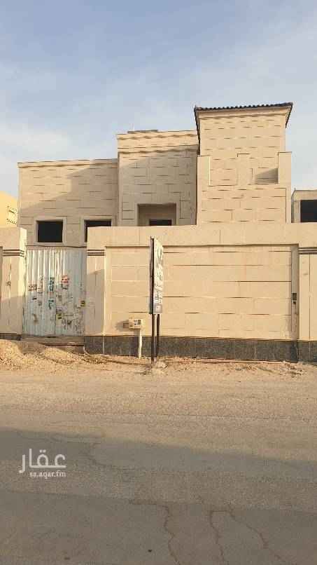 1757396 للبيع فيلا بناء خاص درج صاله وشقتين حي الملقا عظم قبو مصعد شقتين ملحقين رجال ونساء السوم ٤مليون