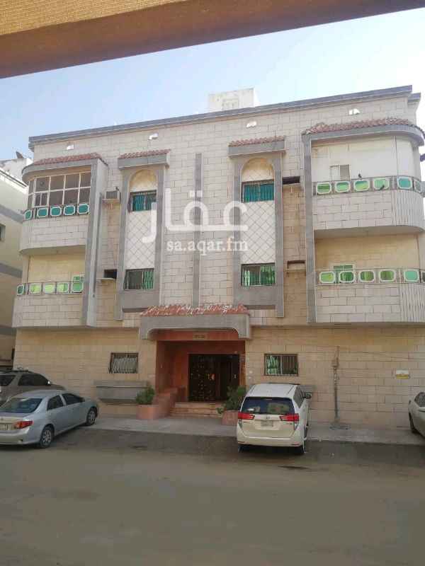 1300303 السلام عليكم ورحمة الله وبركاته.
للبيع
عماره في حي النسيم
المساحة 575م
3 أدوار وملحق ومصعد
مكونه من 8 شقق
الدور الأرضي : شقتين من 4 غرف
الدور الأول : شقتين من 5 غرف
الدور الثاني : شقتين من 5 غرف
والملحق شقتين من 3 غرف
واجهة رخام ومدخل رخام
شارع 20 وبها 8 عدادات كهرباء
العمر 15 سنه
المطلوب 2 مليون و800 الف قابل تفاوض والموقع غير دقيق
الدلاله على المشتري
للتواصل 0544207742