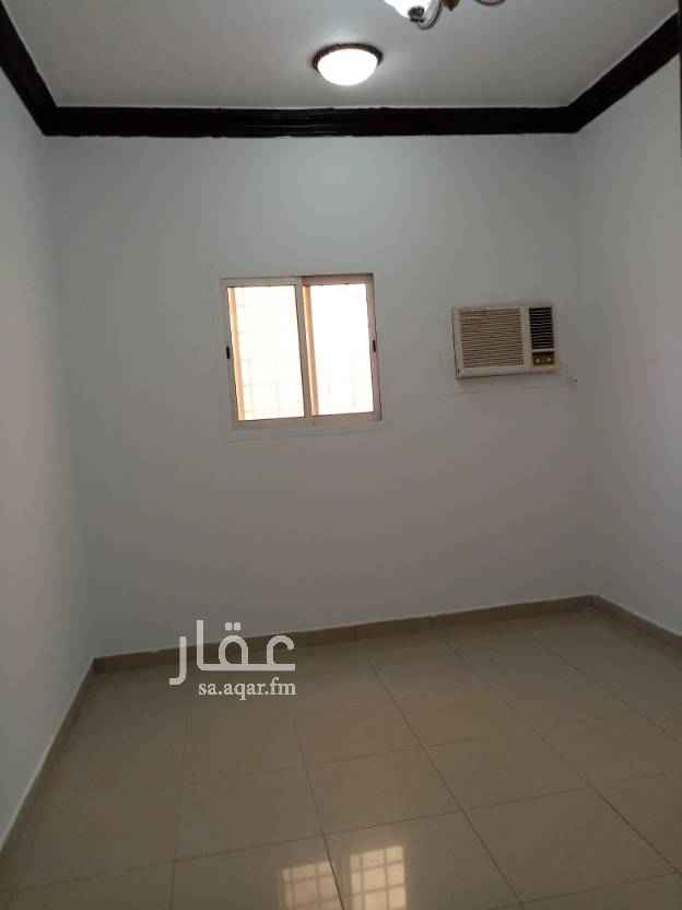 1596713 شقه للايجار عوائل فاخره
غرفتين وصاله ومطبخ وحمام
العقار مجدد بالكامل مطبخ راكب مكيفات راكبه