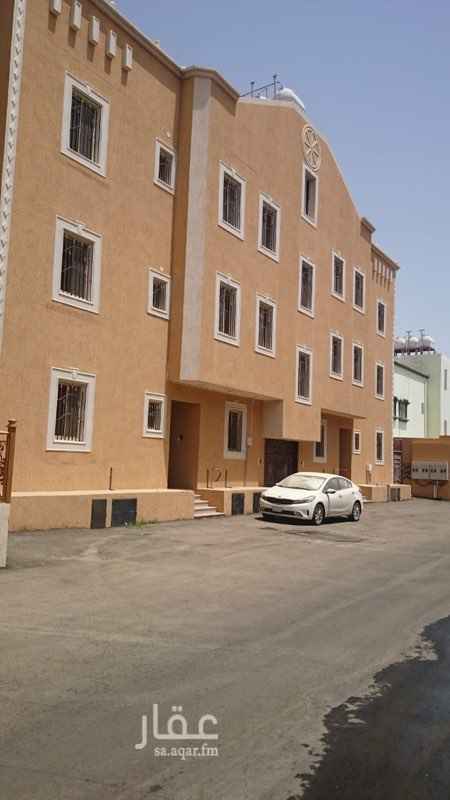 1593627 شقق تمليك فاخرة وكبيرة بحي الصفا بأبها
مساحة 235 لكل شقة
تتكون كل شقة من 3 غرف نوم وصالة ومجلس ومقلط و 4 دورات مياه ومطبخ وسطح مع مدخلين لكل شقة
و مجهز تمديدات تكييف اسبلت
قريبة من الادارات الحكومية
تشطيب راقي
" بناء شخصي "
"عند الرغبة بالمعاينة نرجو التنسيق المسبق لان العمارة مغلقة "