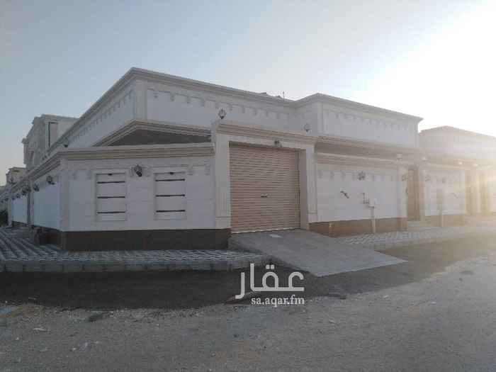 1740847 للايجار دور في مخطط 92 حي الشراع مجلس مقلط صاله غرفه حريم مدخلين ثلاث غرف نوم اربع دورات مياه مساحه 500 زاويه دور مستقله