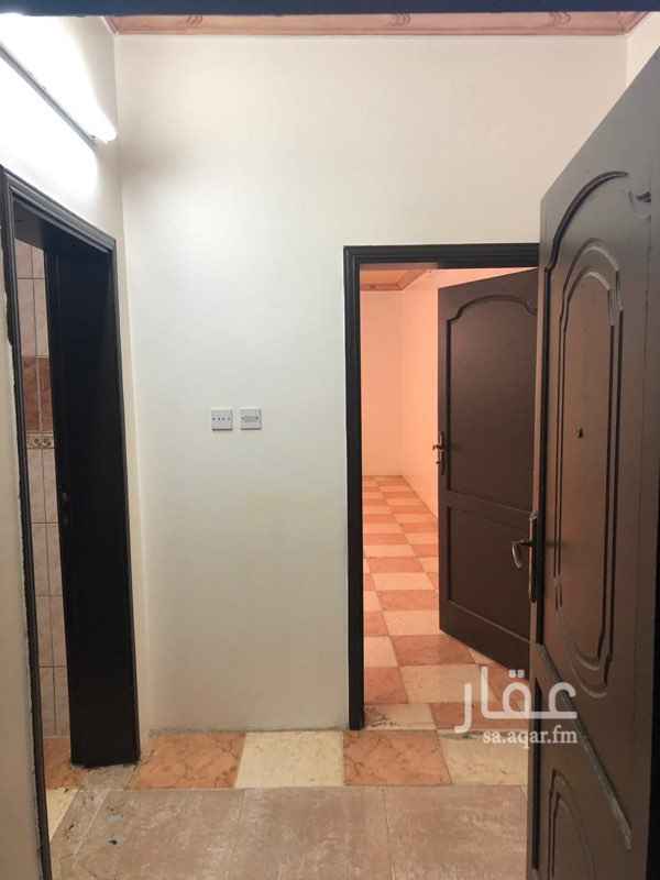 1623375 شقهه للايجار سعره 14000 الف