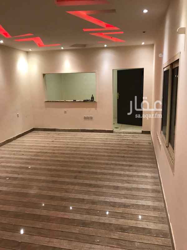1402570 استراحة خاصة تقاطع القوات مع الملك عبدالعزيز
مجلس 8*4 خيمة 4*3 مطبخ وغرفة حارس المساحة 200 متر الايجار 22 سنوي