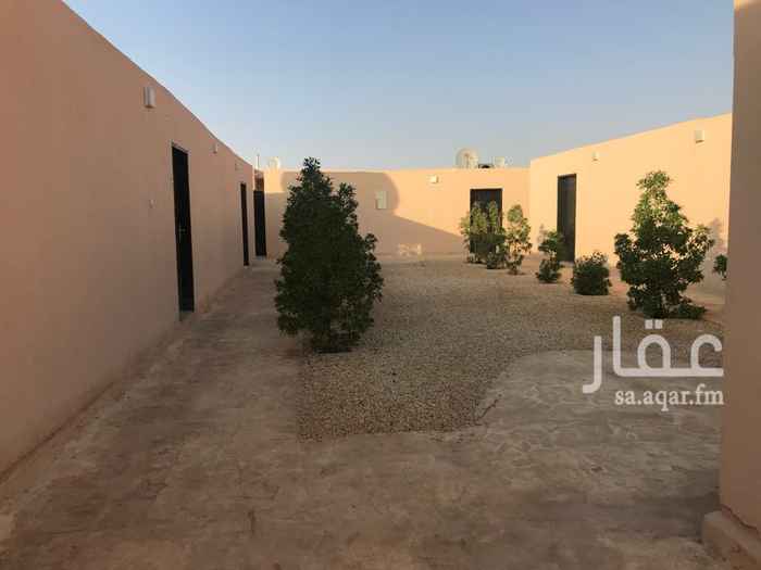 1744638 استراحة جديدة صغيره عزاب شارع قابوس مقابل استاذ الملك فهد
غرفه 5*4 -خيمة 5*3 - مطبخ ودورة مياه الايجار 7500 كل 6 اشهر لايوجد شهري