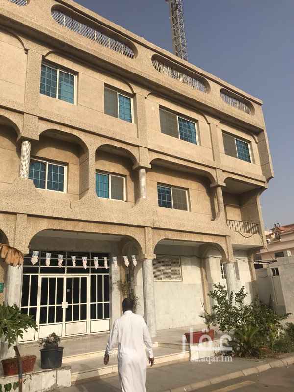 1635051 شقة للإيجار في حي الشاطيء دور ارضي
4غرف وصالة ومجلس وثلاث حمامات ومطبخ راكب
الإيجار السنوي 40000الف
التواصل على الرقم
ابومحمد
0544428709