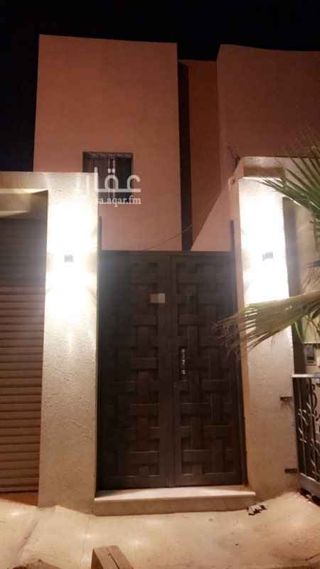 1695692 فله في حي الملك عبدالله مجدده بالكامل يوجد فيها مكيفاتء مطبخ مركب مع سطح وفرن ميكروويف وغسالة صحون...
للتواصل عبر الوتساب
