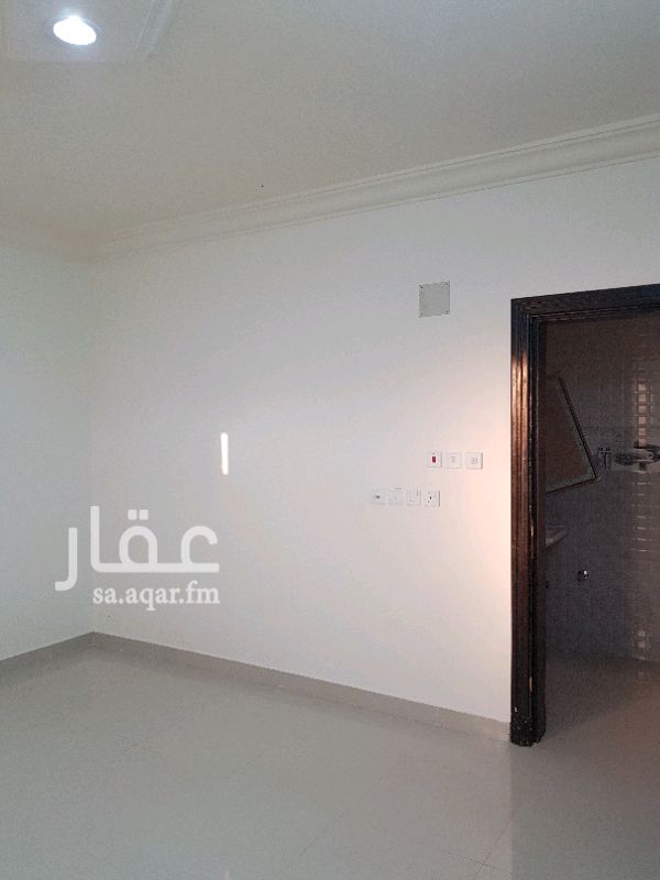 1294494 شقه ٤ غرف وصالة