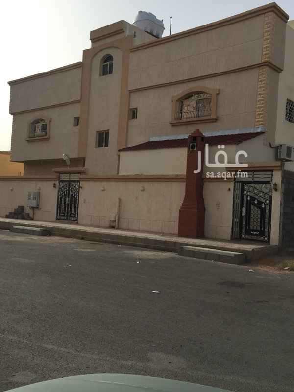 1513211 عمارة في العزيزية المثلث الذهبي
دورين وملحق
الدور الارضي شقتين كل مدخل مستقل كل شقة 4 غرف وصالة و3 دورات مياه ومطبخ
الدور الثاني شقه كبيره مكونه من 6 غرف كبيره مع 4 دورات مياه ومطبخ وغرفة شغاله مع حمام
الملحق شقة 3 غرف وحمامين ومطبخ وصاله
المساحه 500م
شارع 18 شمالي
المطلوب مليون وميتن
٨٠٠+٤٠٠ البنك العقاري
مرفق فيديو للعقار