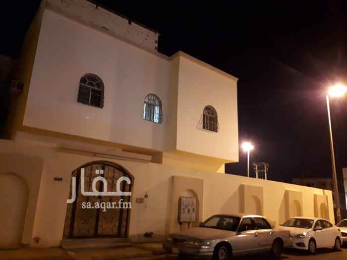 1705982 عماره سكنيه م 700
دورين وملحق كل دور خمس غرف وصاله ومطبخ. و3 حمام
الملحق غرفتين ومطبخ وحمام
يوجد مجلس خارجي ف الحوش وحمام
يوجد حوش كبير مساحه 360
عمرها 9 سنوات
الموقع حي المبعوث داخل حد الحرم
السعر مليون و800 قابل للتفاوض